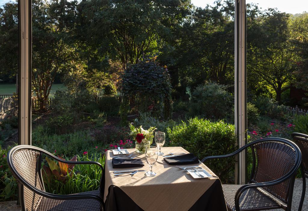 Glen-Ella Springs Hotel & Restaurant Clarkesville Extérieur photo