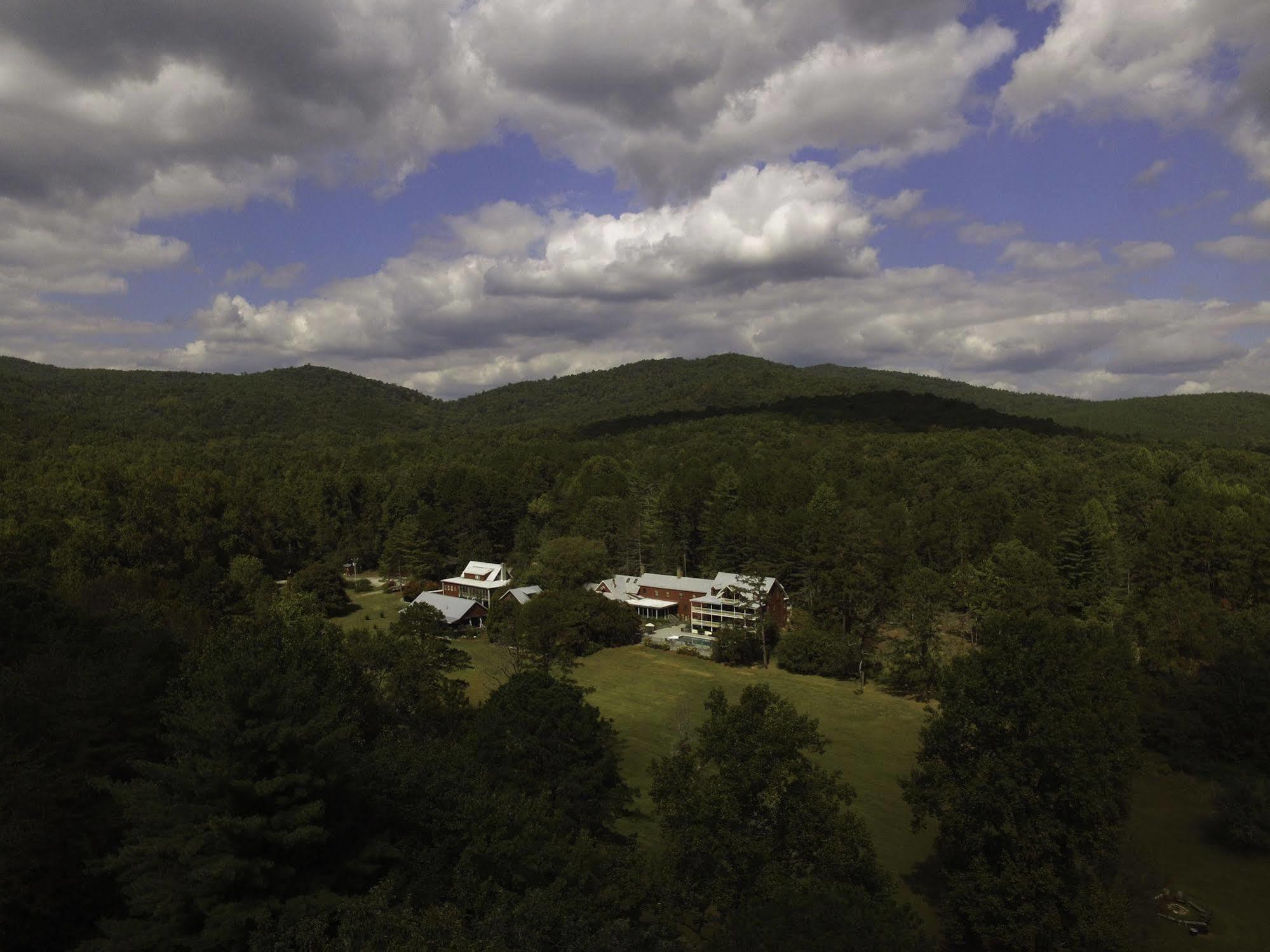 Glen-Ella Springs Hotel & Restaurant Clarkesville Extérieur photo