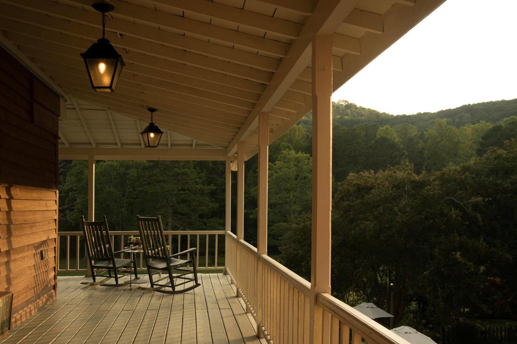 Glen-Ella Springs Hotel & Restaurant Clarkesville Extérieur photo